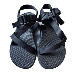 Chaco Chaco Cloud Cushioning Womens 7 Black Strappy Hiking Sandals. Excellent.